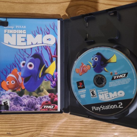 Finding Nemo Playstation 2 game (CIB) - Picture 2 of 4